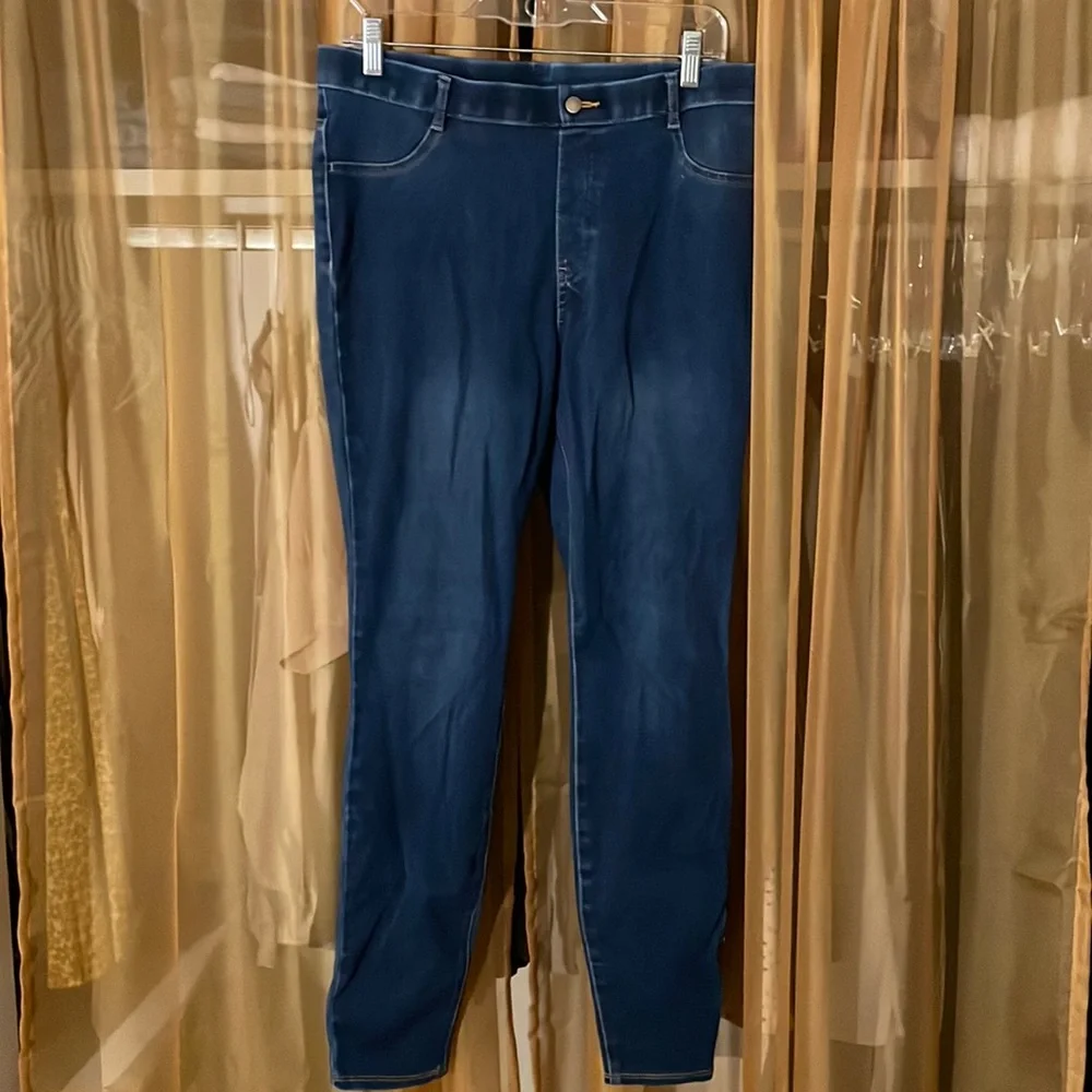 Jegging - Picture 1 of 2